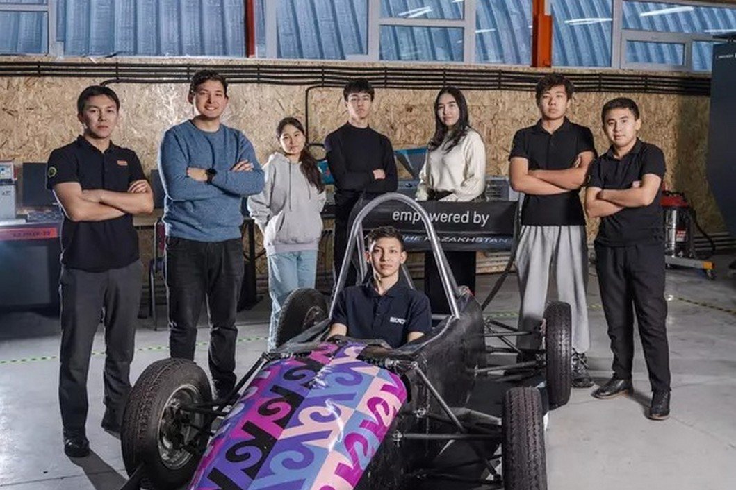 Kazakhstani students designed a racing electric race car for "Formula" - 18.11.2024, Sputnik Kazakhstan